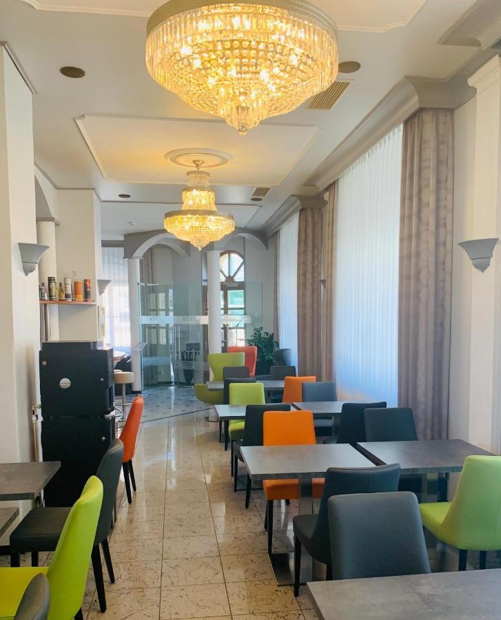 Gaestehaus Kral แอร์ลังเงิน ภายนอก รูปภาพ