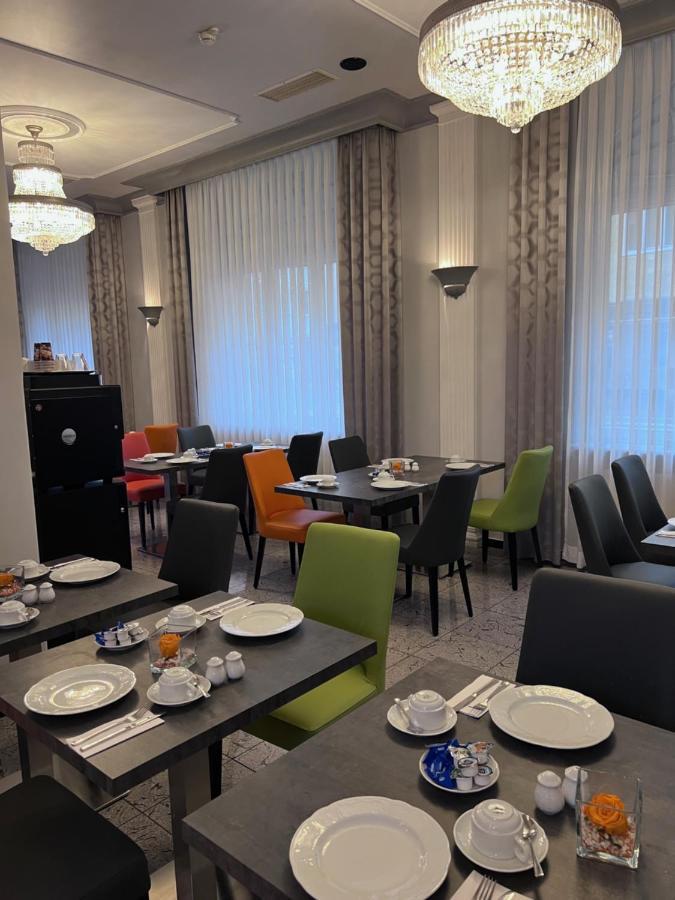Gaestehaus Kral แอร์ลังเงิน ภายนอก รูปภาพ